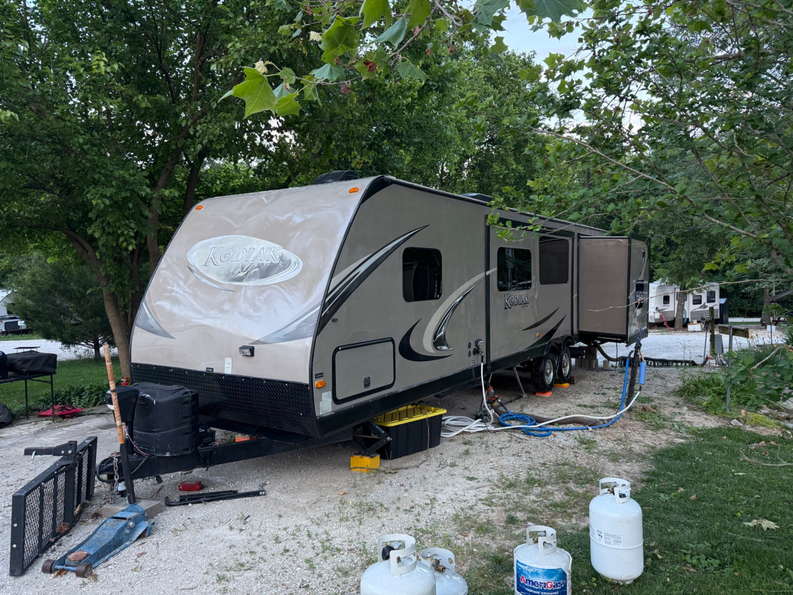 Travel trailer exterior