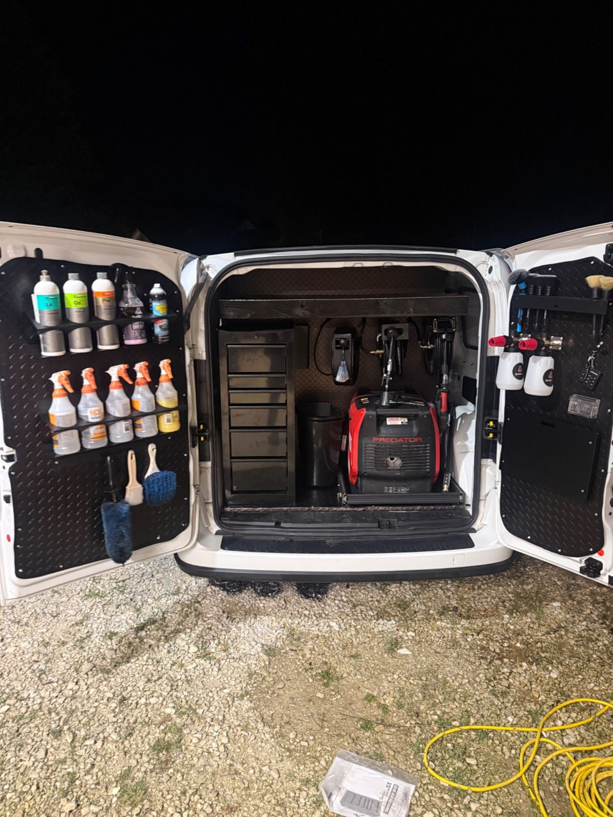 Detailing Van Equipment